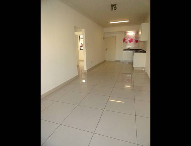 2 BEDROOM APARTMENT RENTED IN UMHLANGA RIDGE